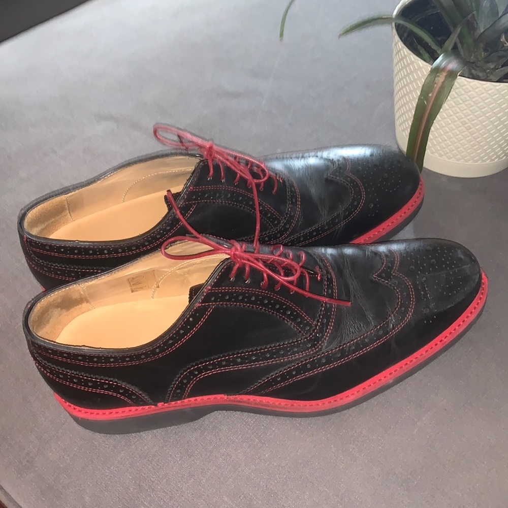 Mens dress shoe. Paul Fredrick